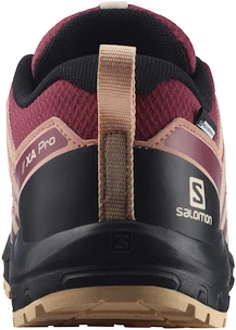 Baby im Freien Salomon  J XA Pro V8 CSWP Earth Red