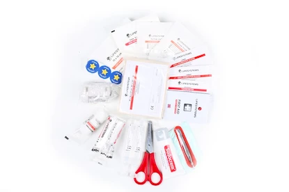 Erste Hilfe Ausrüstung Little Life  Mini First Aid Kit