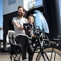 Fahrrad Kindersitz Urban Iki Rear seat Carrier mounting Koge Brown/Bincho Black