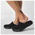 Hausschuhe für Frauen Salomon Reelax Slide 6.0 Black/Black/Alloy