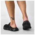 Hausschuhe für Frauen Salomon Reelax Slide 6.0 Black/Black/Alloy