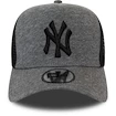 Šiltovka New Era Jersey Essential Trucker New York Yankees Grey