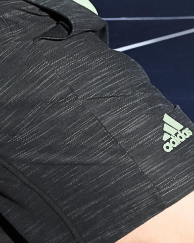 Dominic Thiem in der Tennisbekleidung adidas New York