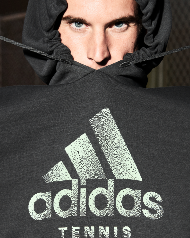 Dominic Thiem in der Tennisbekleidung adidas New York