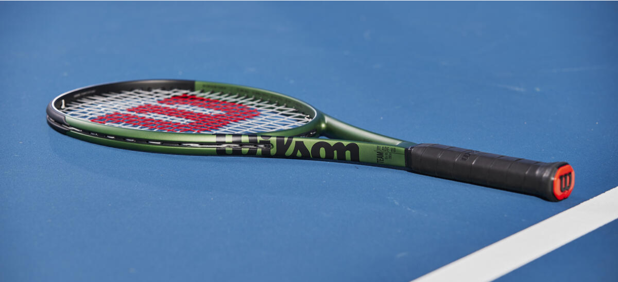 Wilson Blade v8 Tennisschläger