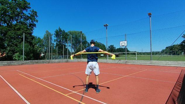 Aktivierung des Oberkörpers vor dem Training oder Spiel. Routine nach dem Spiel.