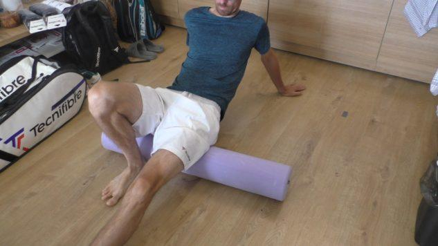 Massagerolle als hervorragender Ersatz zur Muskelentspannung. Nach dem Sandmann gleich ins Bett.